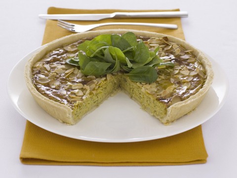 Torta salata al pesto