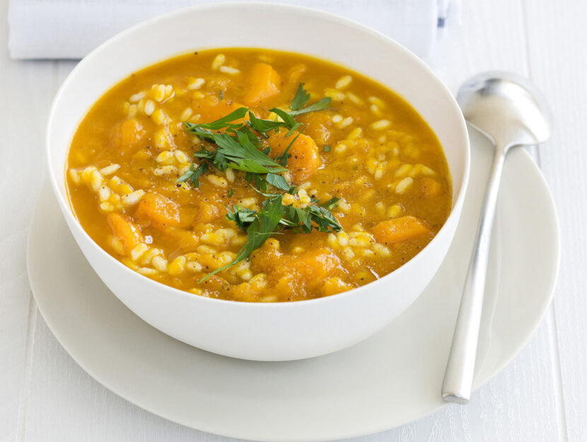 Minestra in arancione con carote e zucca