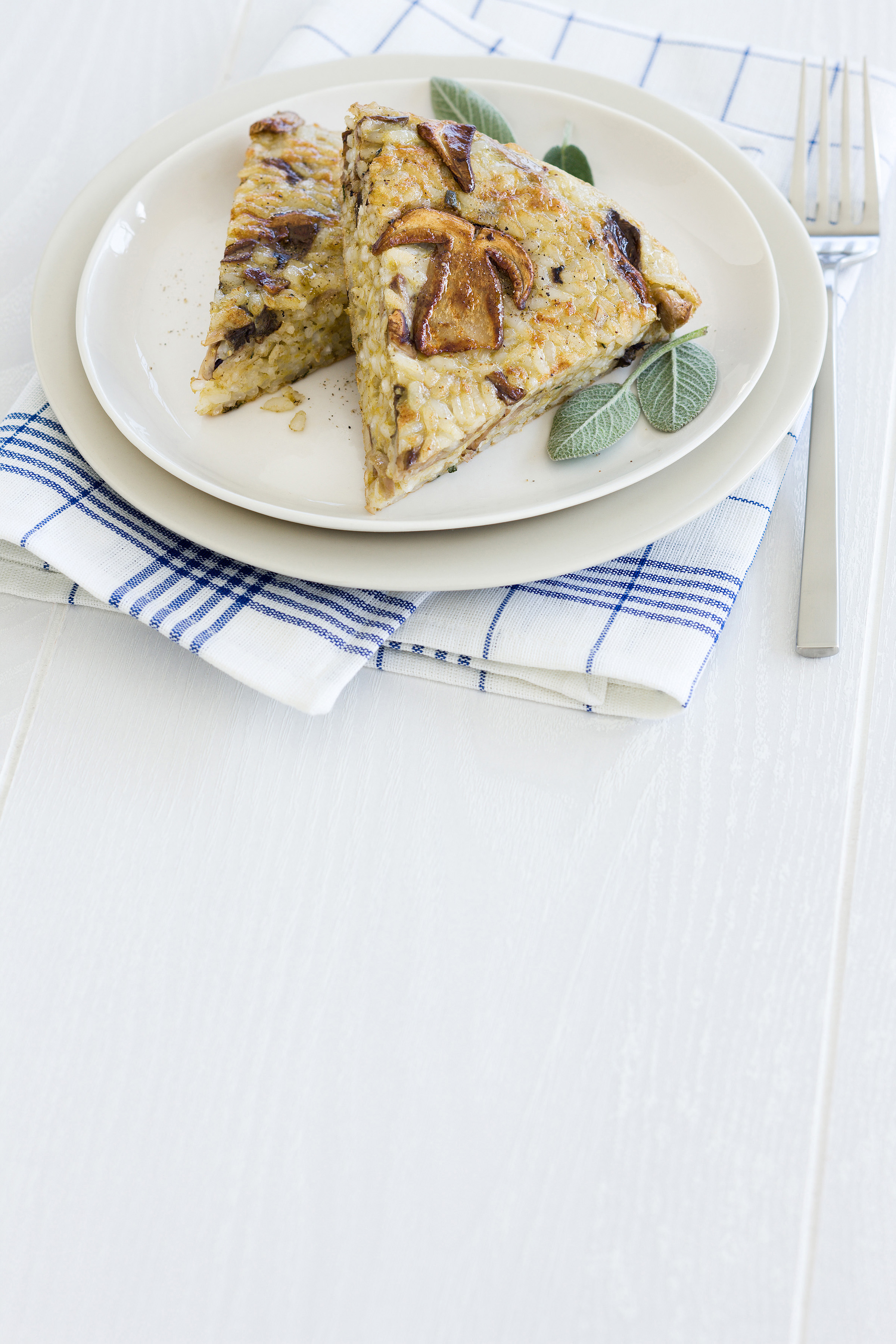 Frittata ai funghi porcini profumata Donna Moderna