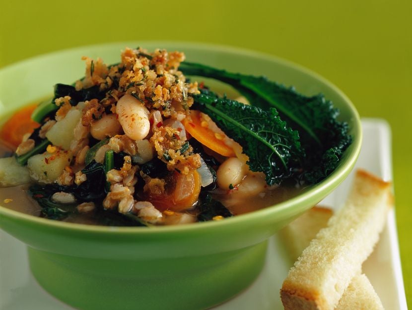 minestrone-di-farro-e-cavolo-nero