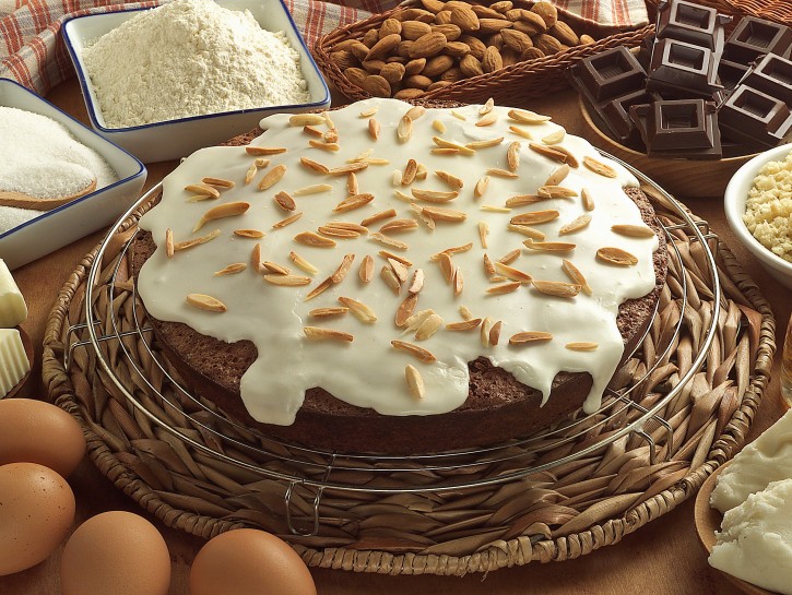 Torta di pane e cioccolato