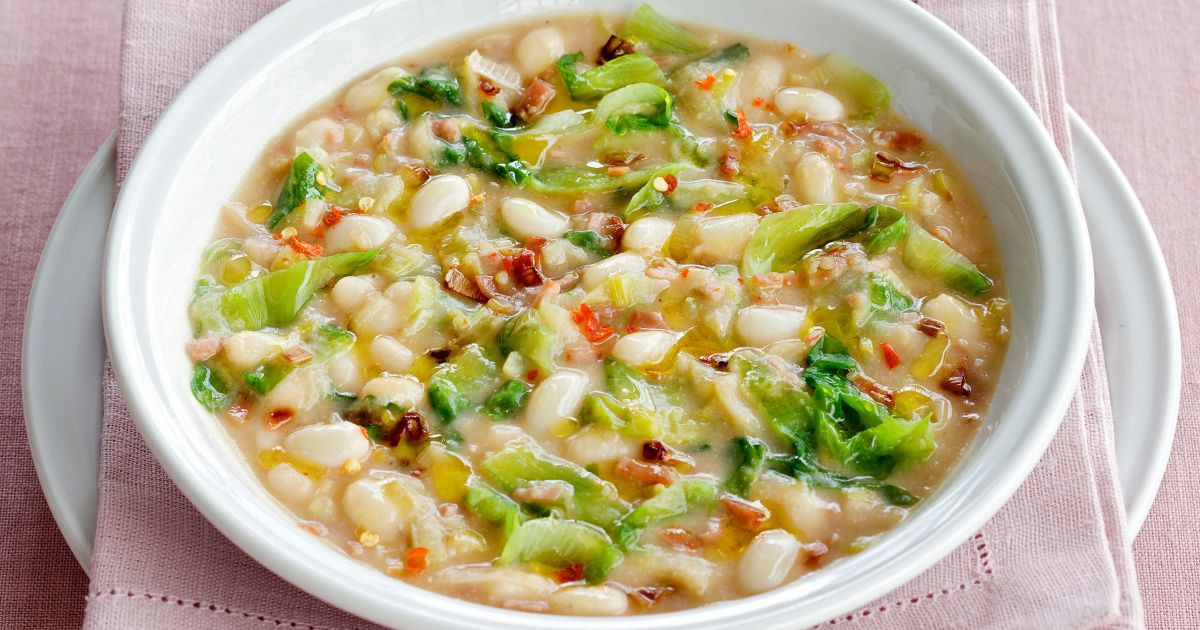 zuppa di scarola e fagioli