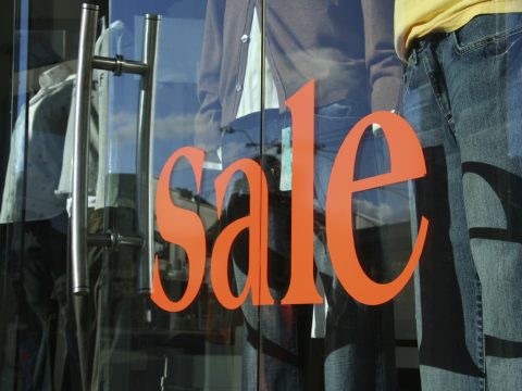 Al negozio dove si comprano partner... Le differenze fra lui e lei davanti a una scelta