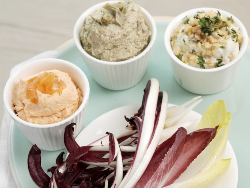 foglie-di-insalata-con-dip