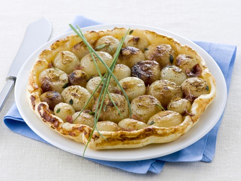 Torta rovesciata con cipolline caramellate e prosciutto