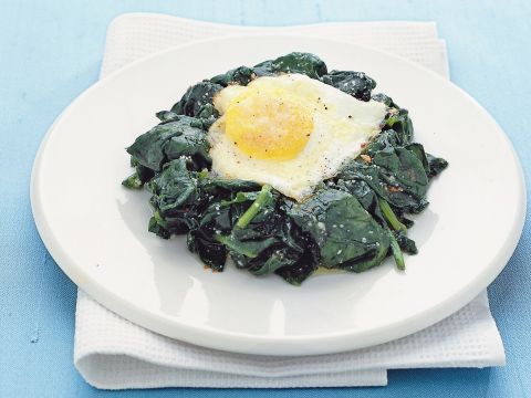 Uova al forno con spinaci