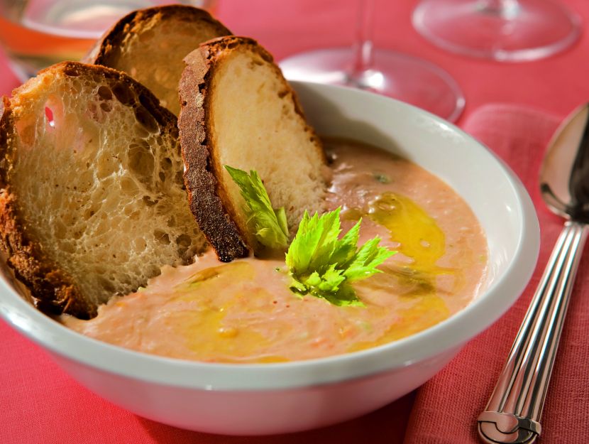 zuppa-di-fagioli-sul-pane