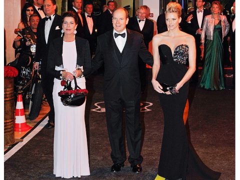 Montecarlo: Ballo della Rosa in salsa rock