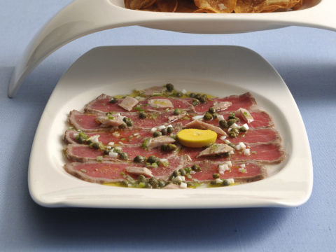 Carpaccio di manzo tonnato