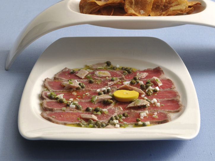 Carpaccio di manzo tonnato