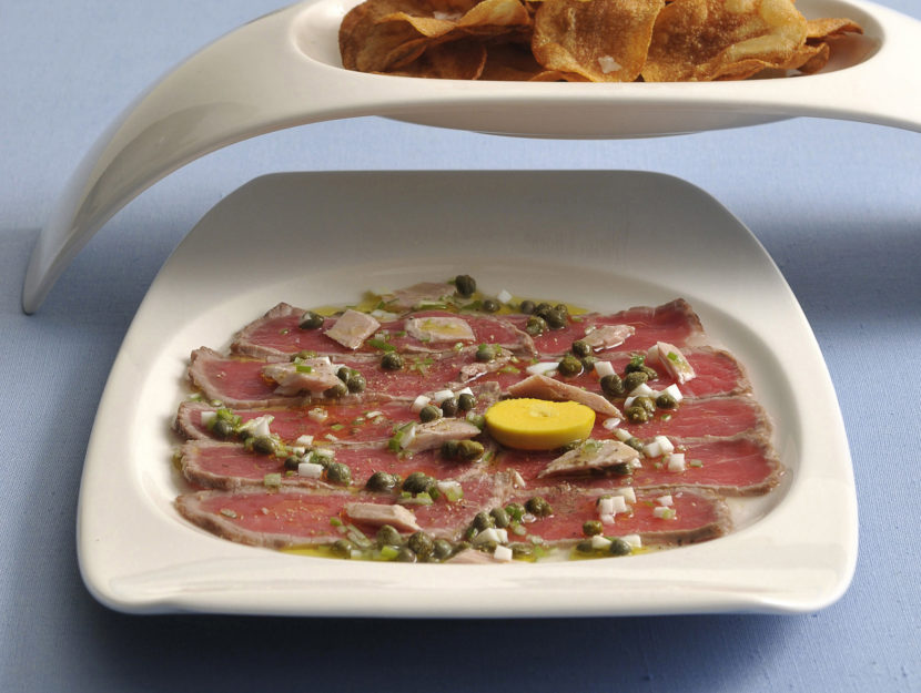 Carpaccio di manzo tonnato