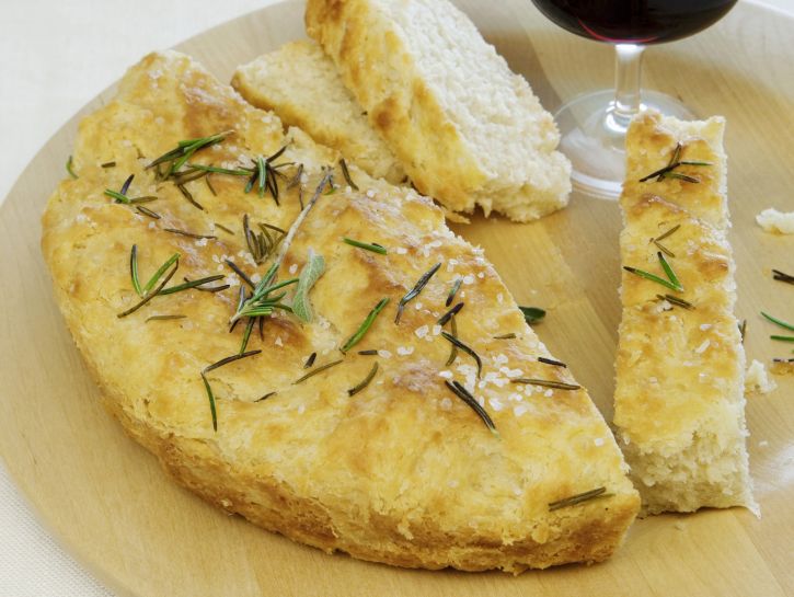 panfocaccia-al-rosmarino ricetta