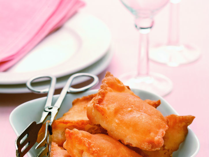 Feies da marmulada o frittelle alla marmellata