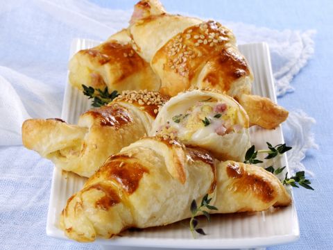 Cornetti con prosciutto e sesamo