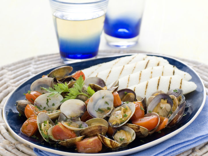 Sauté di vongole e pomodorini