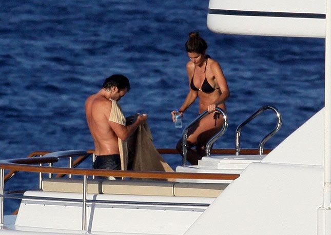 Cindy Crawford si gode Saint Tropez