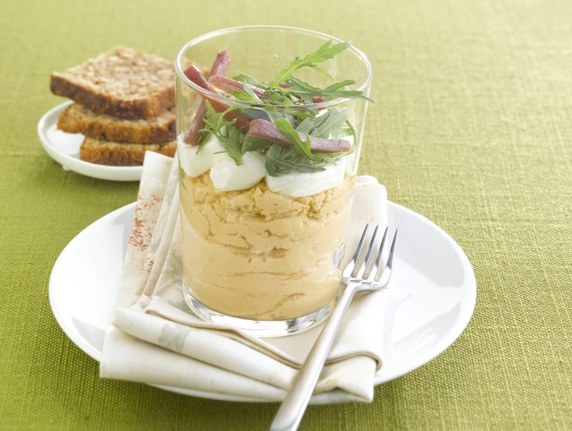 crema-di-ceci-con-rucola-crudo-e-stracchino ricetta