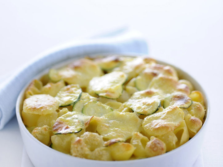 Gratin di pipe rigate con le zucchine