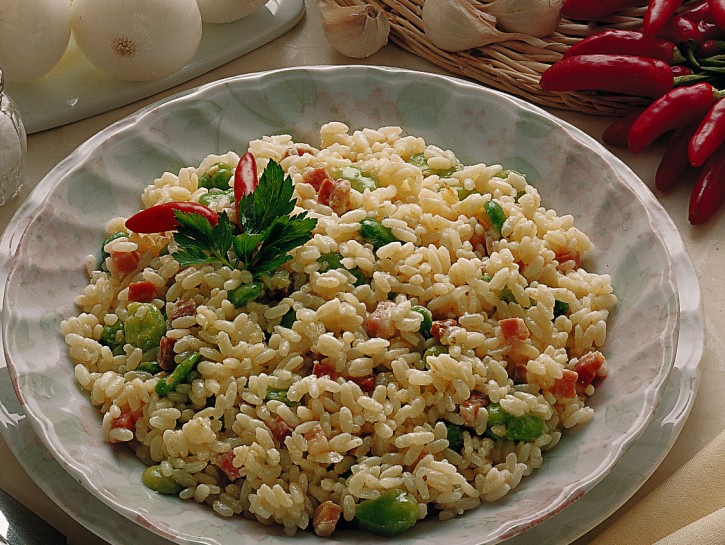 Riso con fave e pancetta