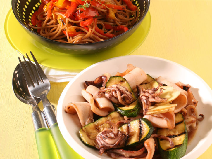 Spaghetti di farro con i peperoni