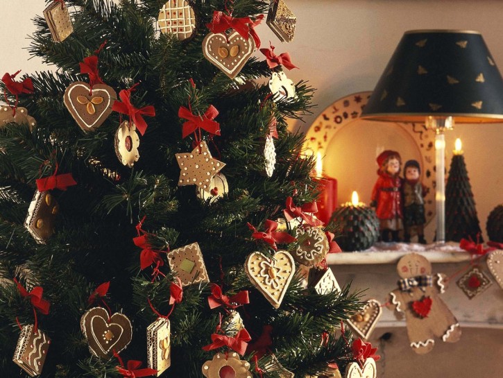 Biscotti di cartone per l'albero di Natale