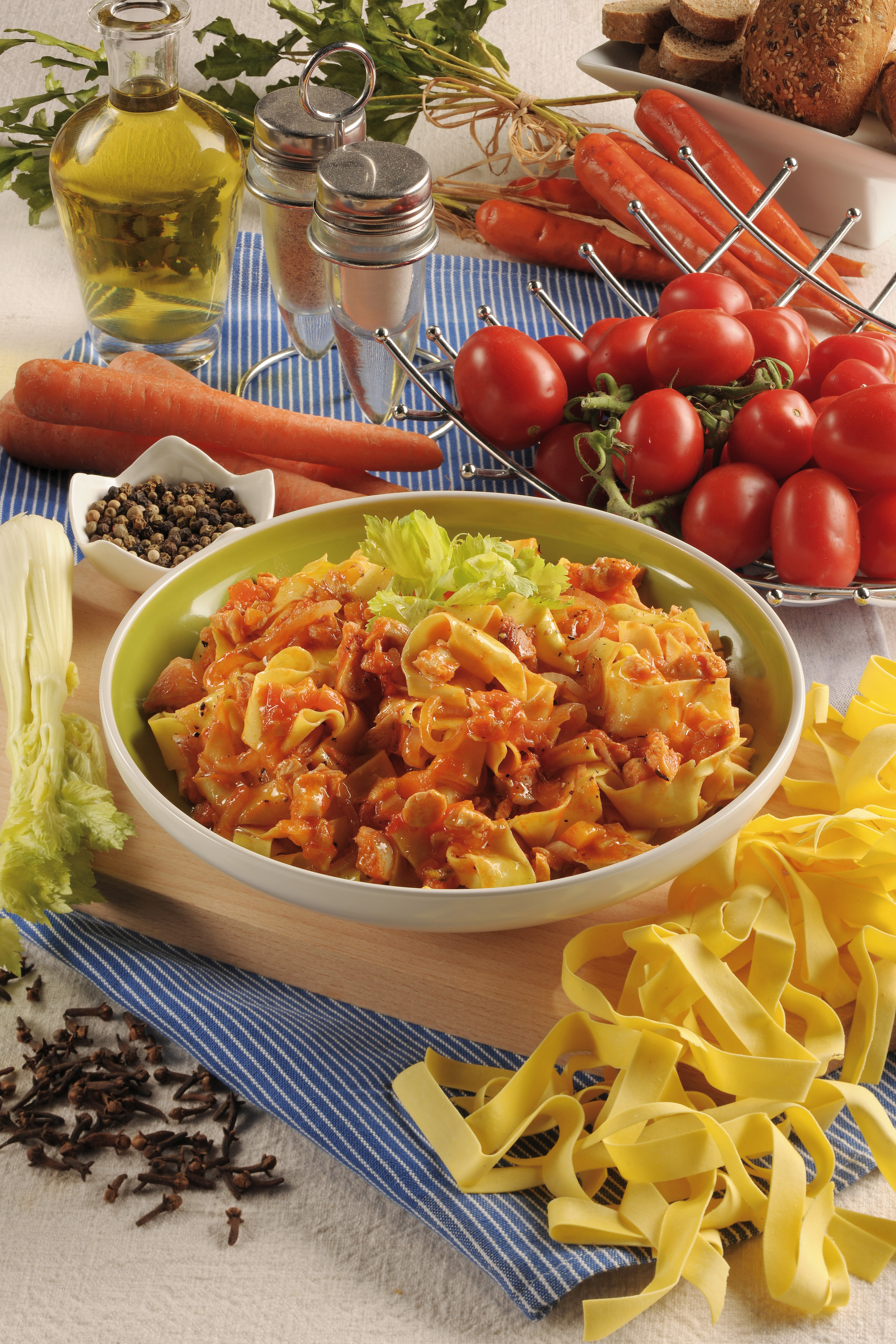 Ricetta Pasta al ragù di coniglio - Donnamoderna