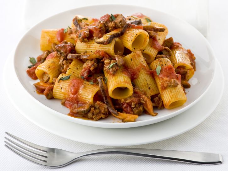 Rigatoni al ragù vegetale