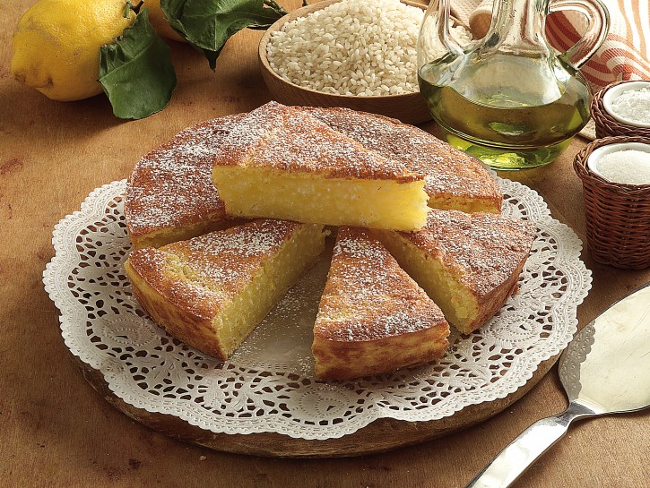 Torta morbida di riso