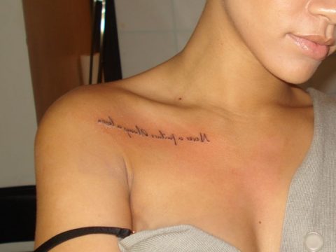 Rihanna, nuovo tatuaggio