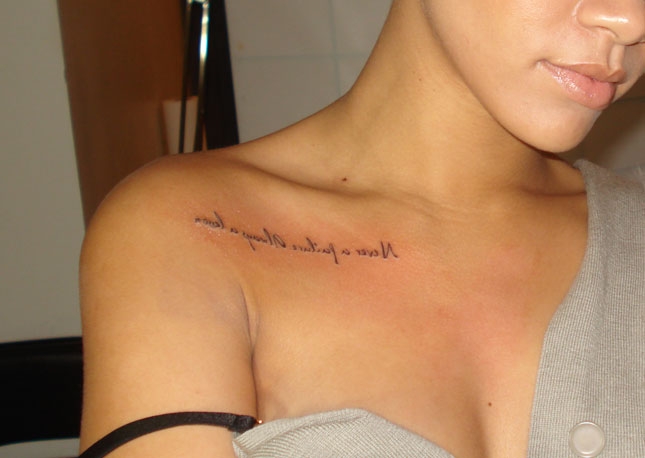 Rihanna, nuovo tatuaggio