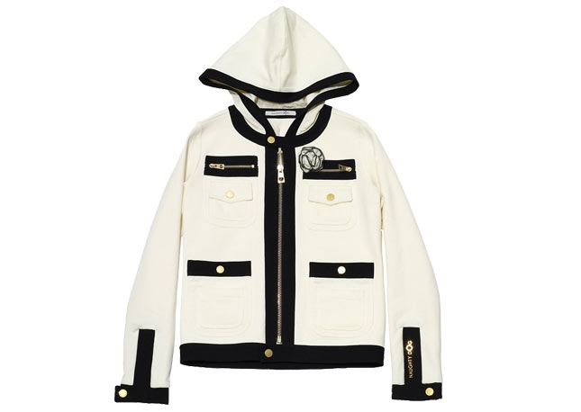 La doppia vita di una giacca stile Chanel