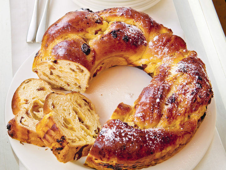 Ciambella all'uvetta