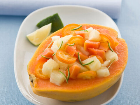 Come si mangia la papaya: proprietà, benefici e ricette