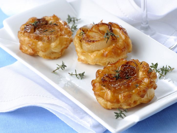 mini-tatin-di-scalogni-al-timo-e-chevre