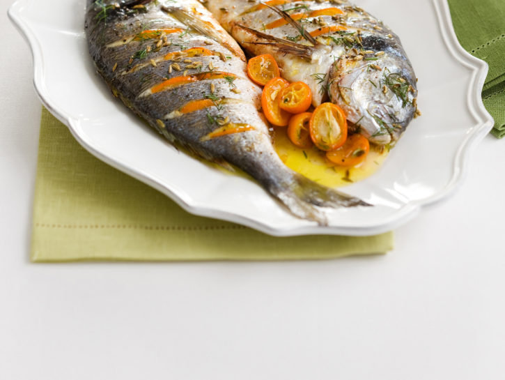 Orate al forno con kumquat e finocchietto