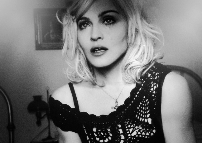 Madonna e Dolce&Gabbana presentano gli occhiali da sole MDG