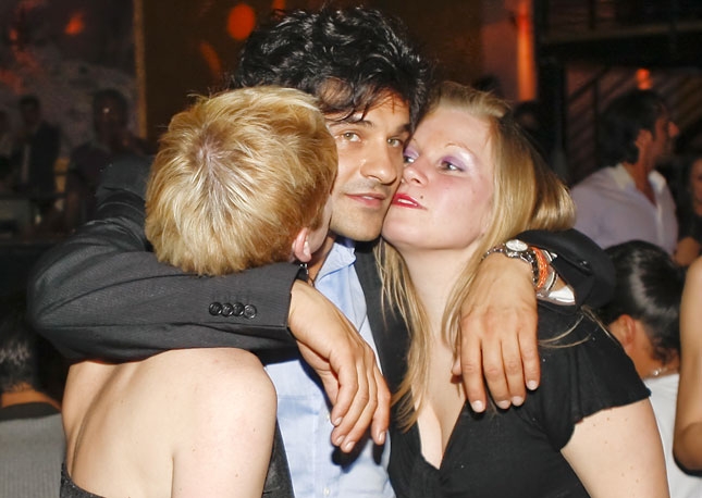 Mauro Marin beato tra le donne