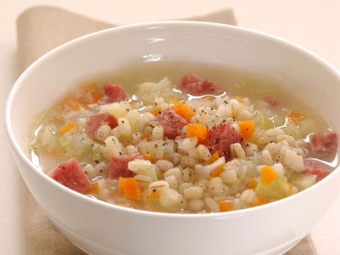 Minestra rustica di orzo