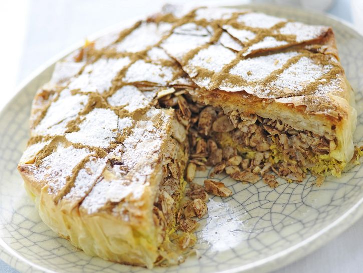 Pastilla: torta speziata di pollo