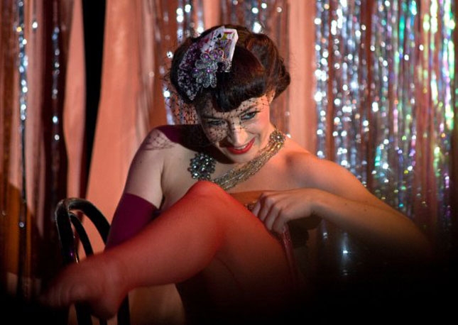 Il burlesque si mette in mostra, a Milano