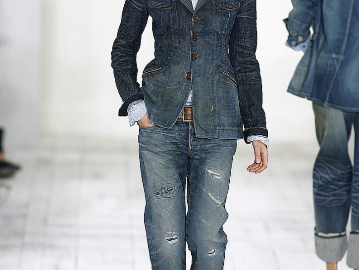 Jeans e scarpe: abbinamenti trendy