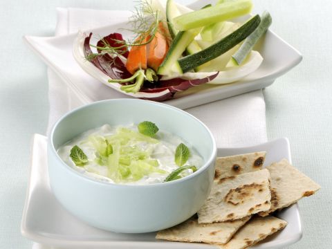 Tzaziki di yogurt di soia