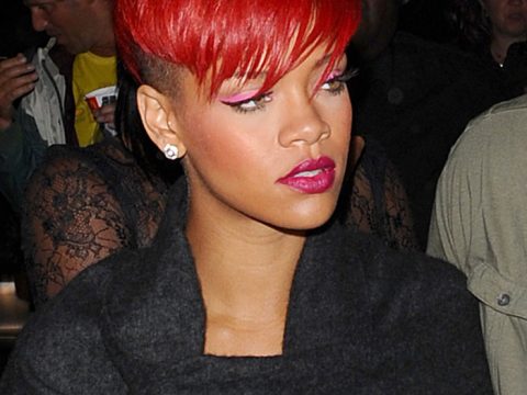 Rihanna, che ti sei messa in testa?
