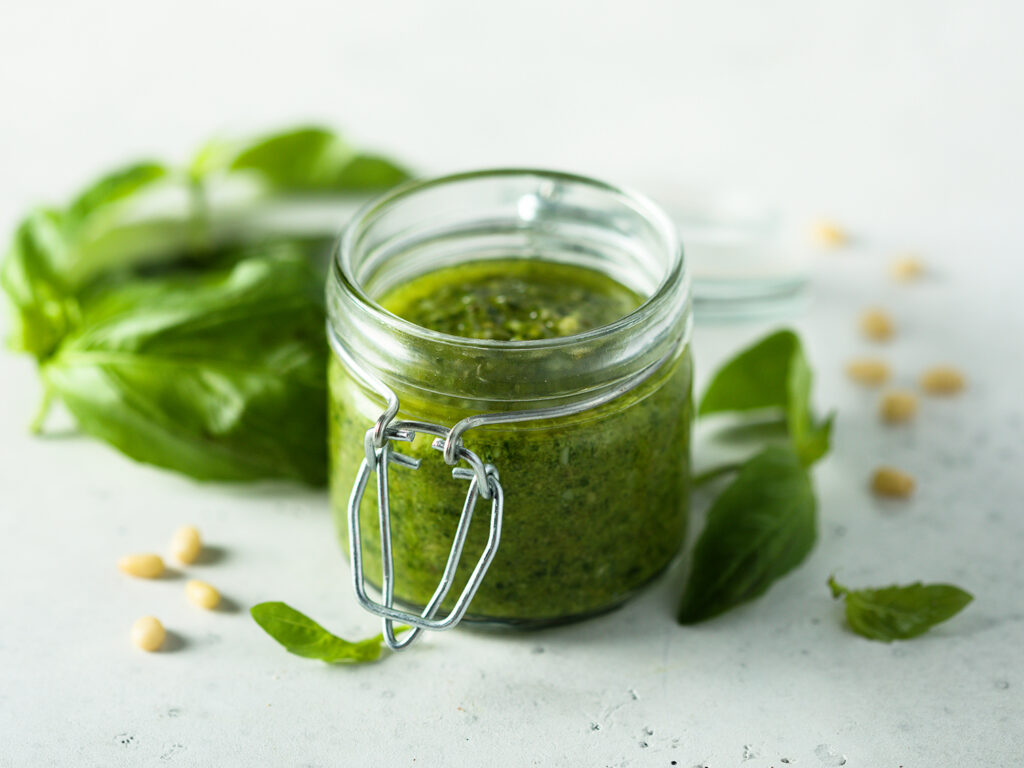 Conservare il basilico come pesto