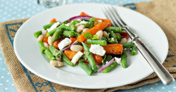Ricetta Insalata mista con legumi - Donna Moderna