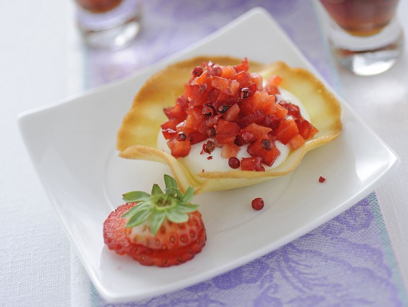 coupelle-con-fragole-e-mascarpone immagine