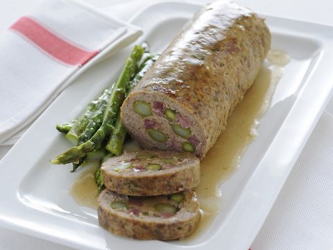 Polpettone con asparagi e Praga