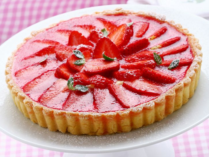 crostata-di-fragole-con-gelatina-di-brachetto preparazione