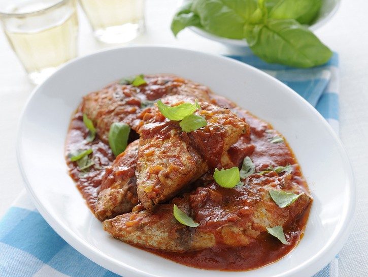 Tonnetto brasato al pomodoro