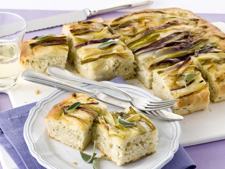 focaccia-con-salvia-e-porri